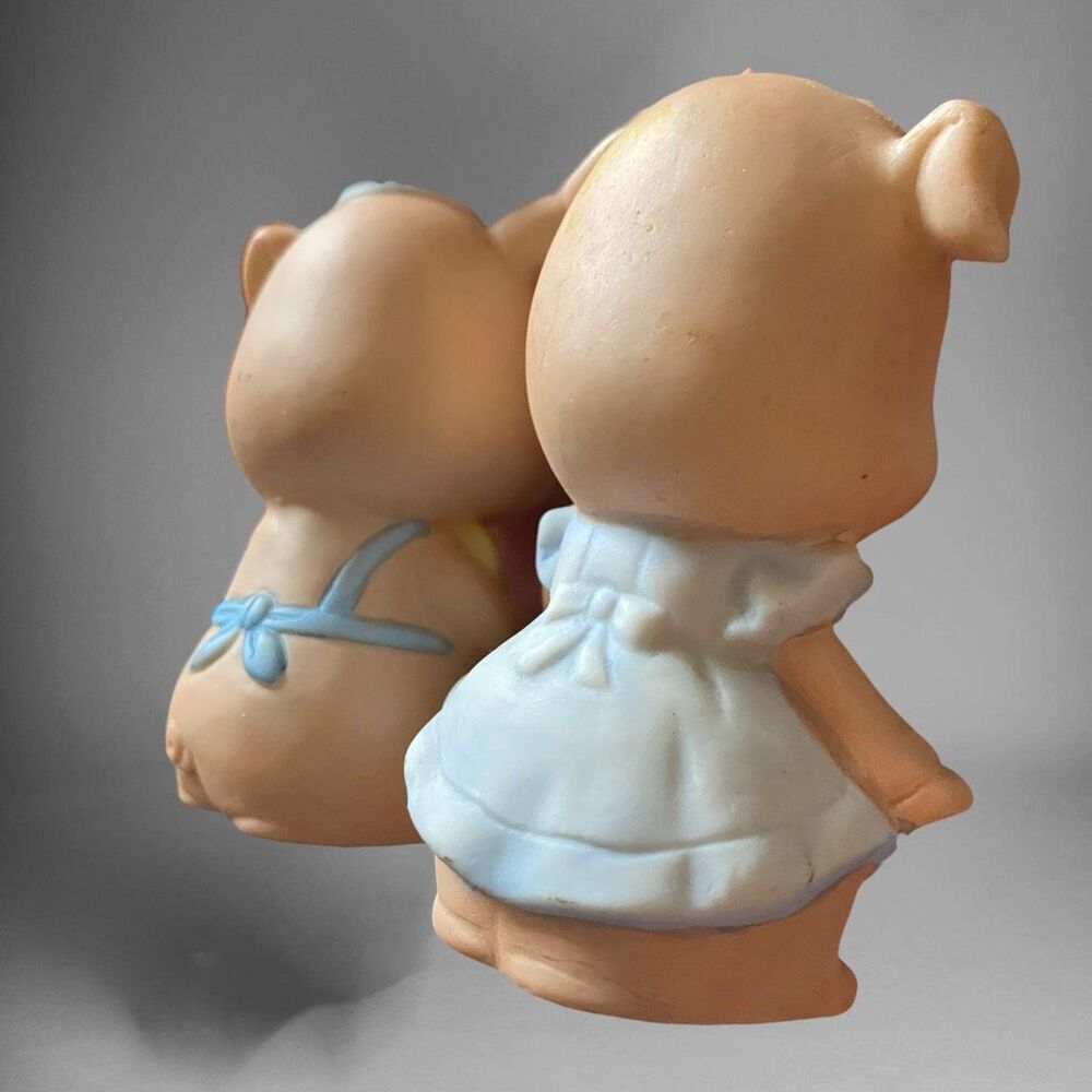 Vintage Pig Boy and Girl Salt and Pepper Shakers - Picture 6 of 10